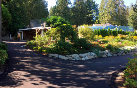 North Vancouver Garden Maintenance | North Vancouver Landscaping | North Vancouver Garden Design